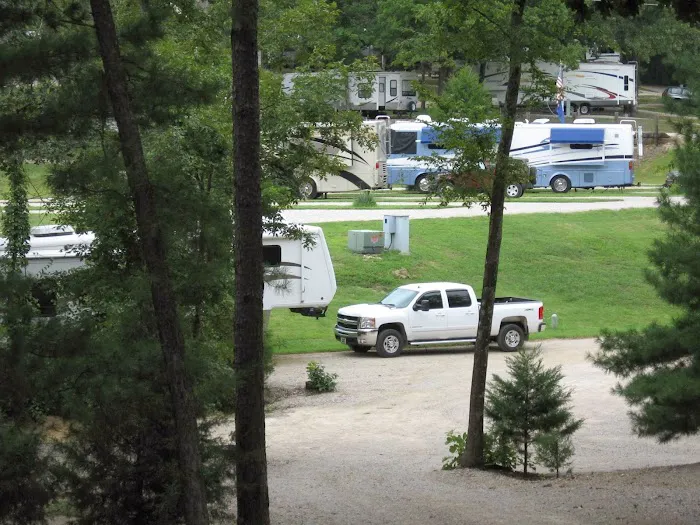 Camelot RV Campground/RV Park Picture 5