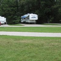 Camelot RV Campground/RV Park ico