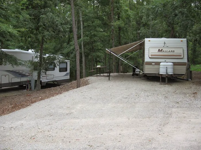 Camelot RV Campground/RV Park Picture 10