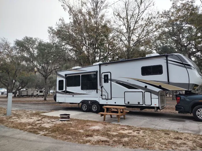 Suwannee River Bend RV Park Picture 3