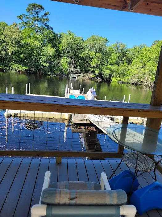 Suwannee River Bend RV Park Picture 4