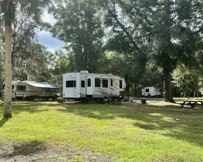 Group Camping Picture 8