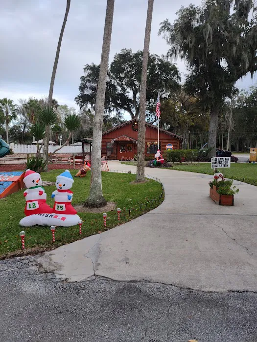 Daytona's Endless Summer Campground Picture 8