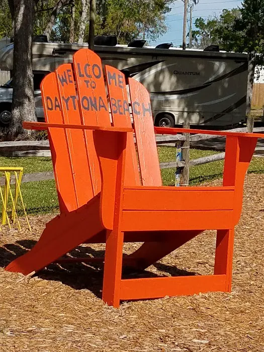 Daytona's Endless Summer Campground Picture 9