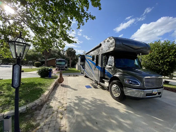 JazzyPigs Wilderness Refuge Picture 9