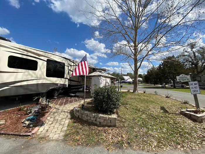 JazzyPigs Wilderness Refuge Picture 4