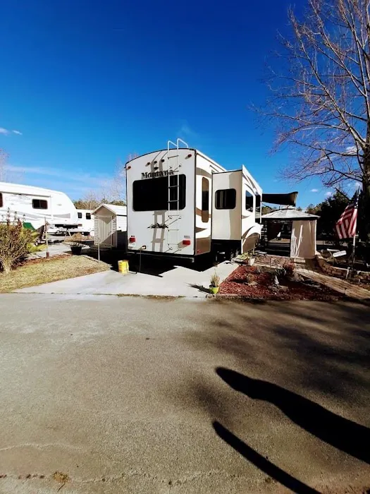 JazzyPigs Wilderness Refuge Picture 1