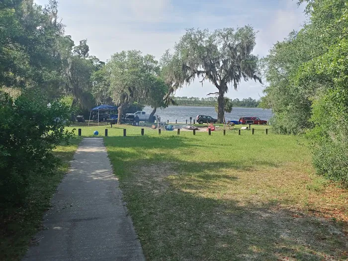 Buck Lake Group Campground Picture 9