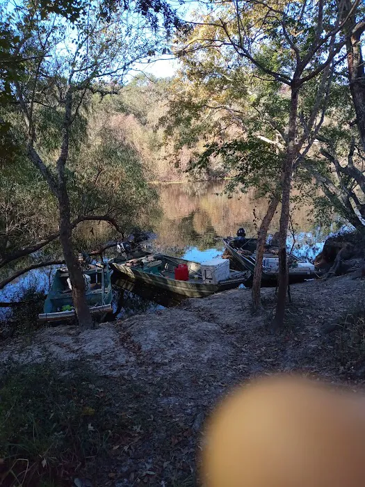 Piney Creek Landing Campground Picture 10