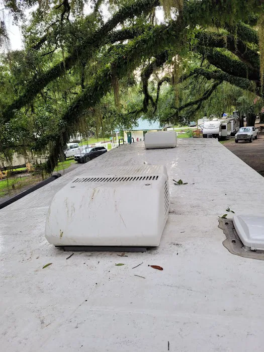 Big Oak RV Park Picture 1