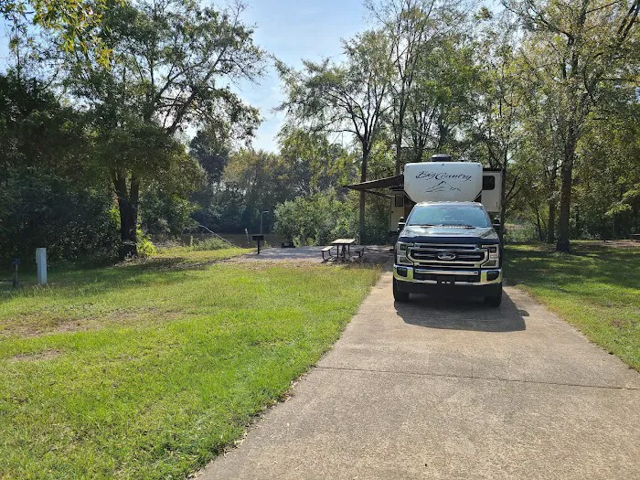 Millers Ferry Campground Picture 10
