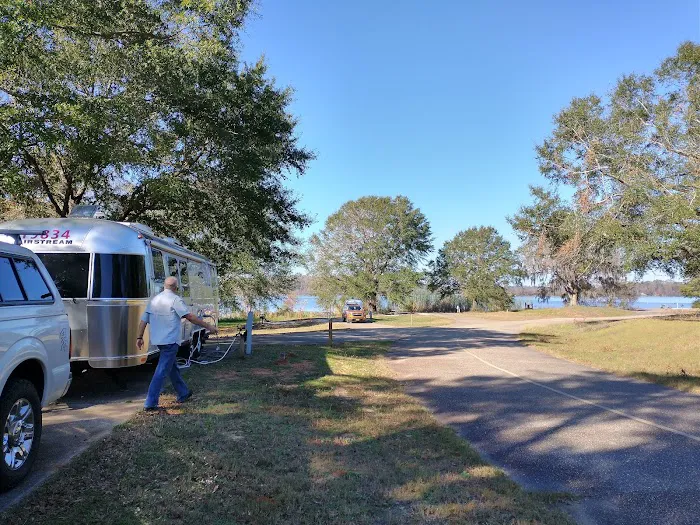 Millers Ferry Campground Picture 9