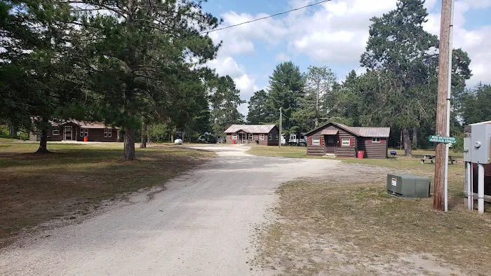 Jack Pine Lodge and Campground Picture 2