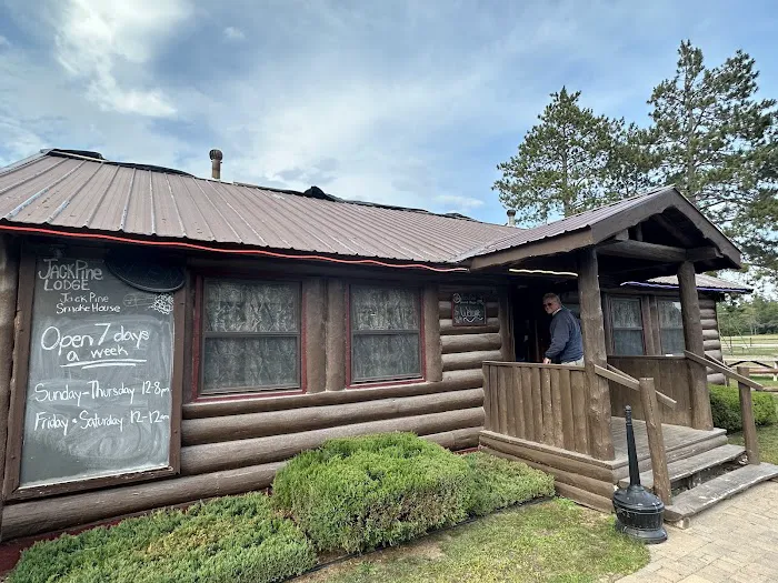 Jack Pine Lodge and Campground Picture 3