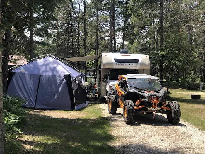 Jack Pine Lodge and Campground Picture 5