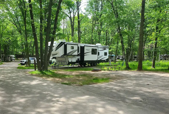 Bay Shore Campground Picture 5