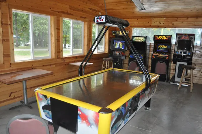 Champions Riverside Resort Picture 8