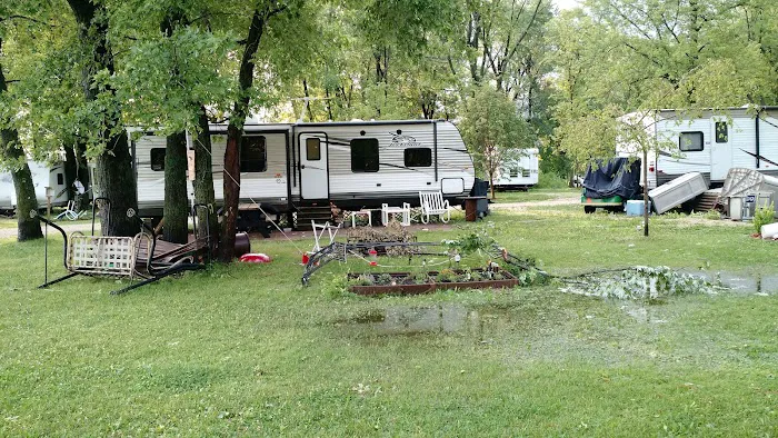 Forest River Campground Picture 10