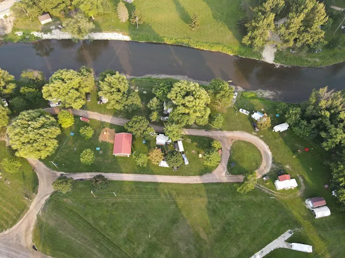 White's Riverside Bluffton Campground Picture 13