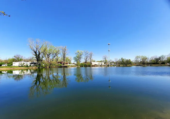 MGM Lakeside Campground Picture 15