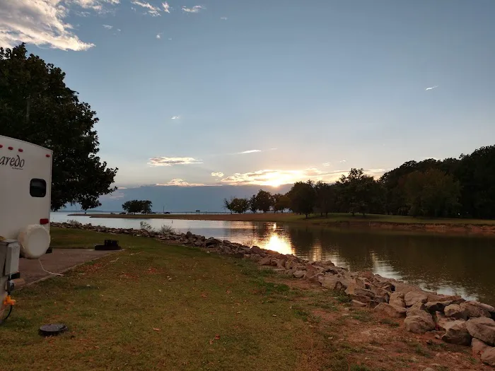 Coles Creek Campground Picture 2