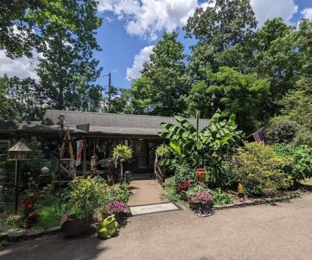 Campground At Barnes Crossing