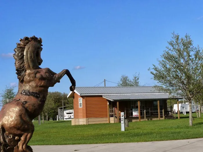 Goethe Trailhead Ranch RV Campground Picture 2