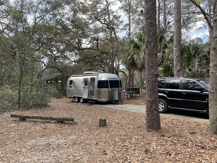 Clearwater Lake campground Picture 3