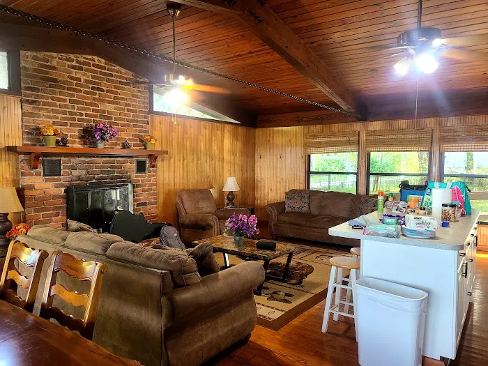 Lake Dorr Cabin Picture 6