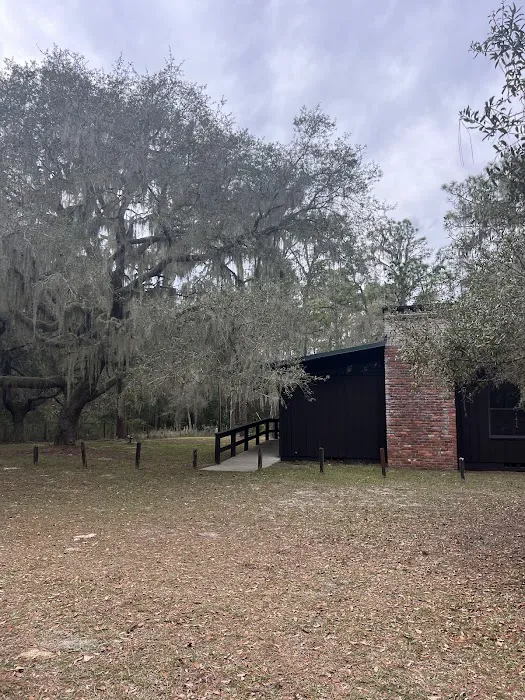 Lake Dorr Cabin Picture 10