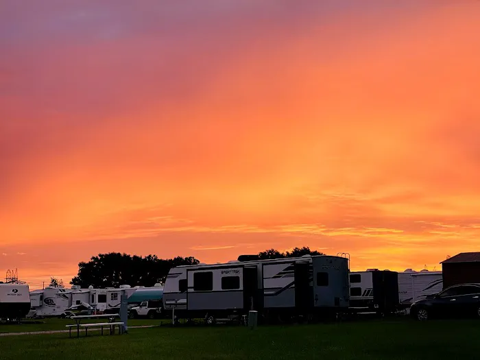 Wildwood RV Village Picture 9