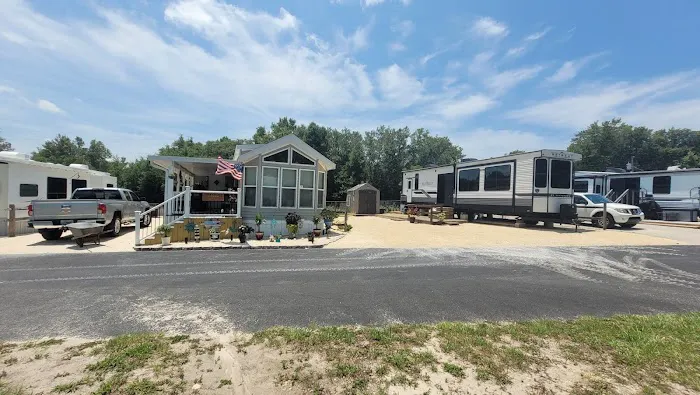 Quail Roost RV Campground Picture 10