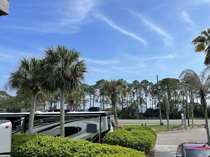 Carrabelle Beach RV Resort Picture 6