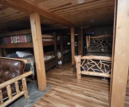 Au Train Lake Lodge by Northwoods Resort