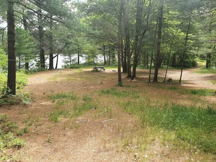 Swan Lake Campsites 2-4 Picture 10