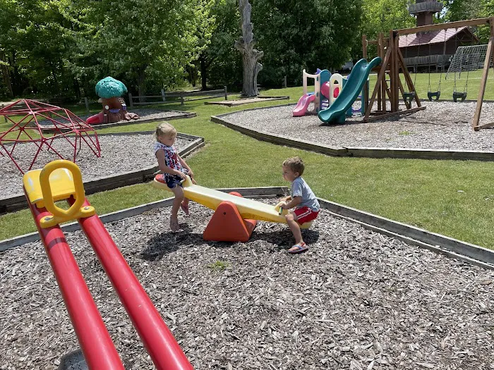 Door County Jellystone Park in Sturgeon Bay Picture 1