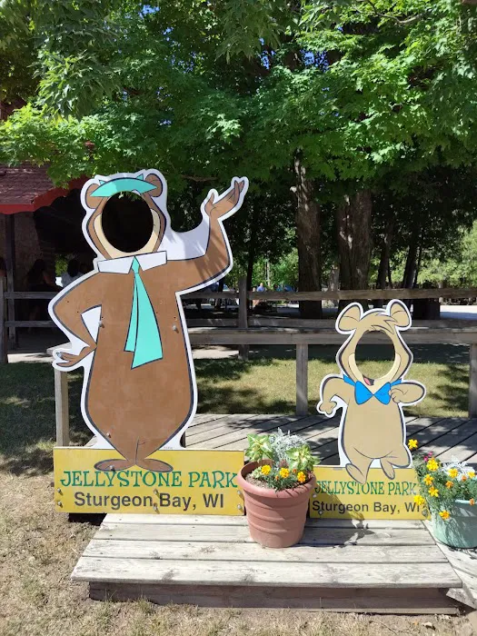 Door County Jellystone Park in Sturgeon Bay Picture 7