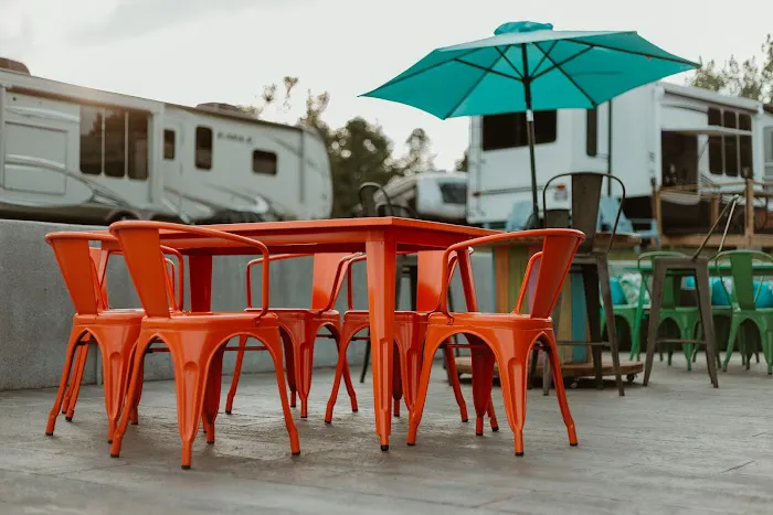 Tipsy Tiki Bar Picture 2