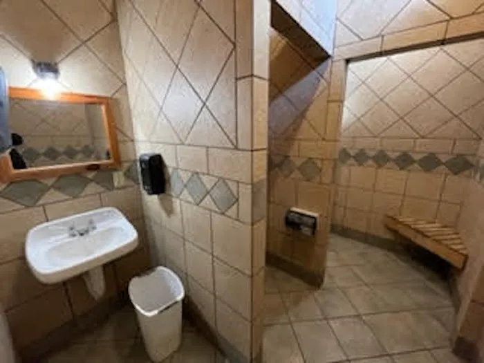 Tipsy Tiki Bar Picture 3