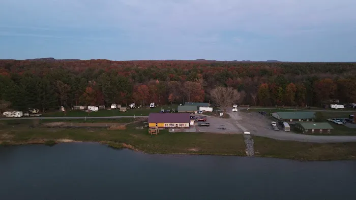 Doc's Bunkhouse Picture 5