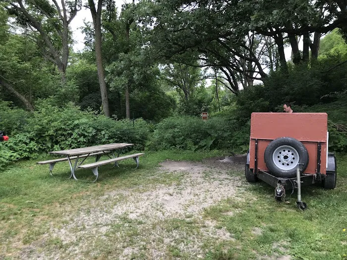 Isinours Station Campground Picture 14