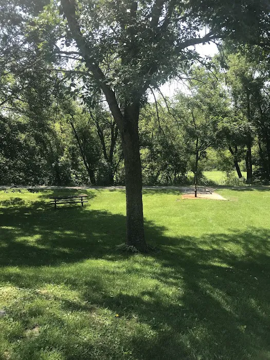 Isinours Station Campground Picture 10
