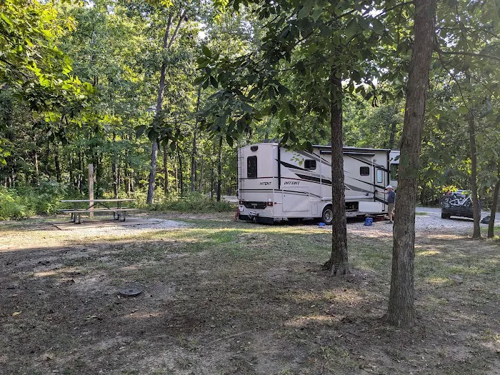 Mark Twain State Park Campground Picture 9