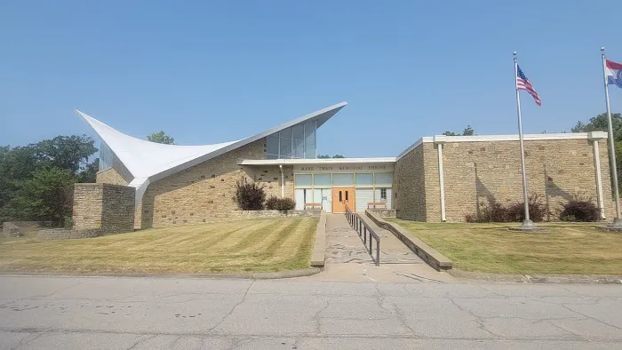 Mark Twain State Park Campground Picture 1