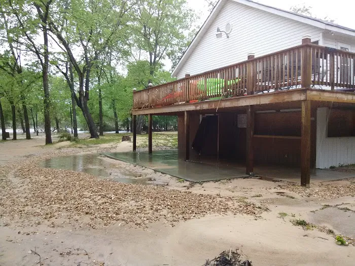 Shady Beach Campground Picture 8