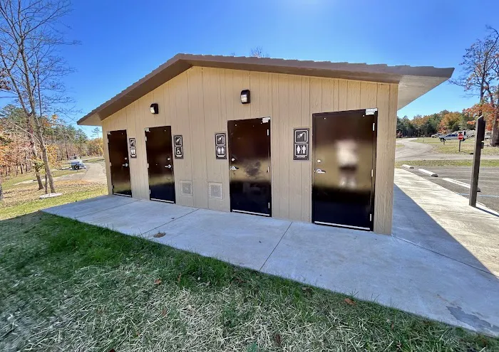 Red Bluff Campground Picture 4