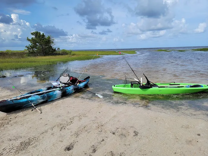 Kamp Keaton Picture 1