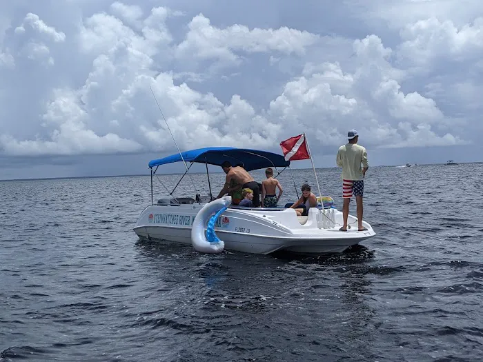 Kamp Keaton Picture 10