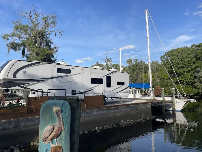 Fisher's Marina & Campground Picture 1