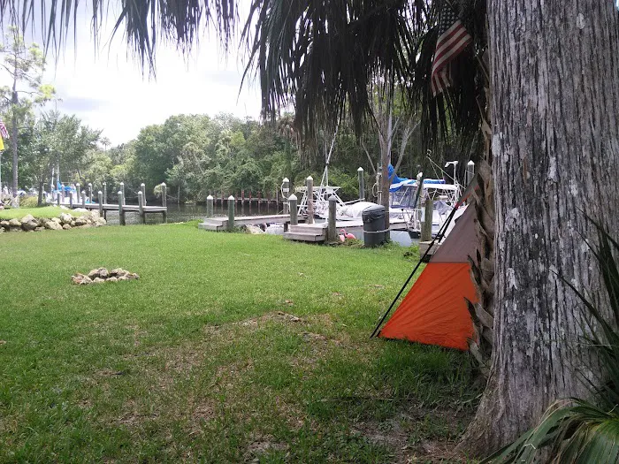 Fisher's Marina & Campground Picture 9